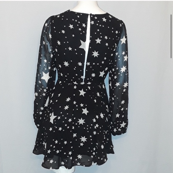 Lovers + Friends star print mini dress. Size S - Picture 6 of 7